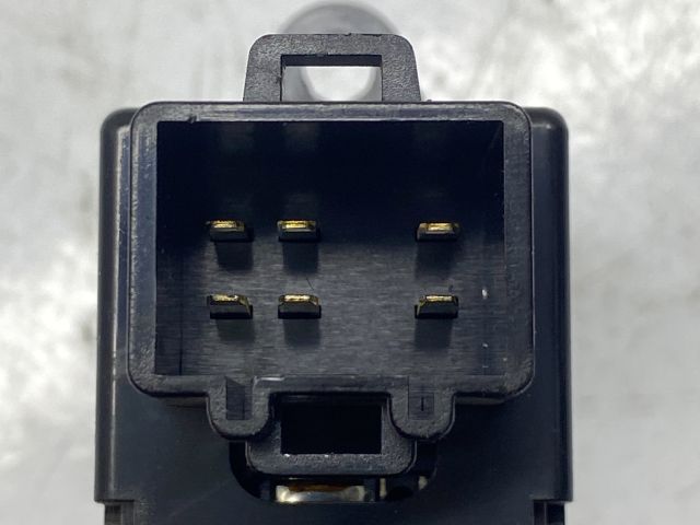 bontott CHEVROLET TACUMA Jobb hátsó Ablakemelő Kapcsoló