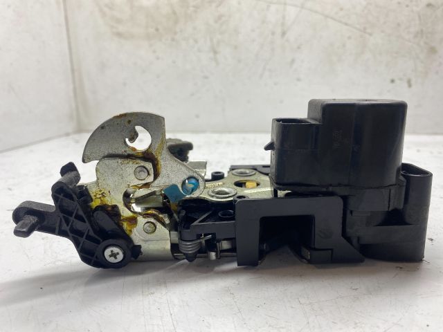 bontott CHEVROLET TACUMA Jobb hátsó Ajtózár