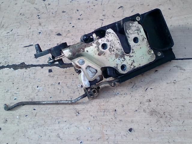 bontott CHEVROLET TACUMA Jobb hátsó Ajtózár