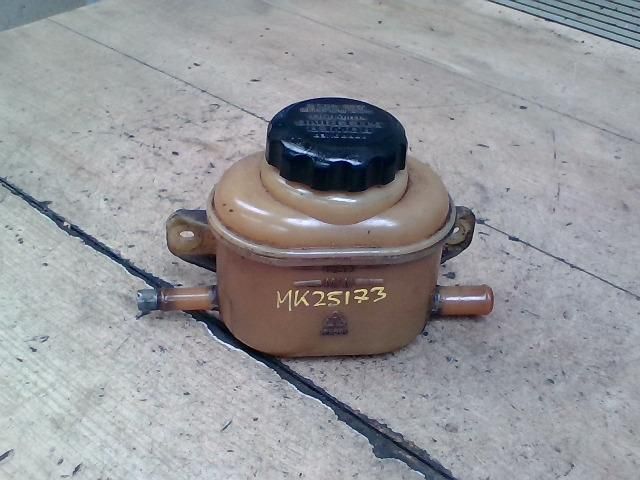 bontott CHEVROLET TACUMA Szervóolaj Tartály