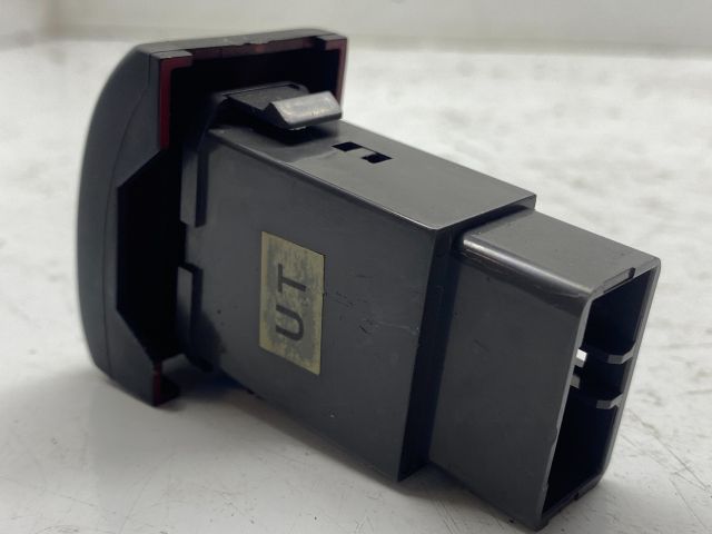 bontott CHEVROLET TACUMA Vészvillogó Kapcsoló