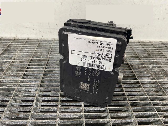 bontott CHRYSLER 300 ABS Kocka