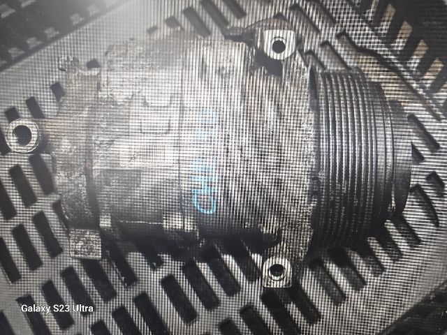 bontott CHRYSLER 300 Klímakompresszor