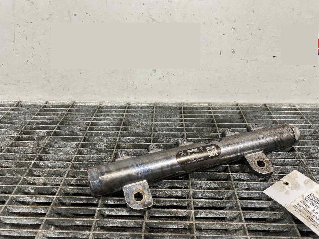 bontott CHRYSLER 300 Közösnyomócső