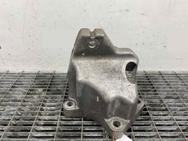 bontott CHRYSLER 300 Motor Tartó Bak Jobb