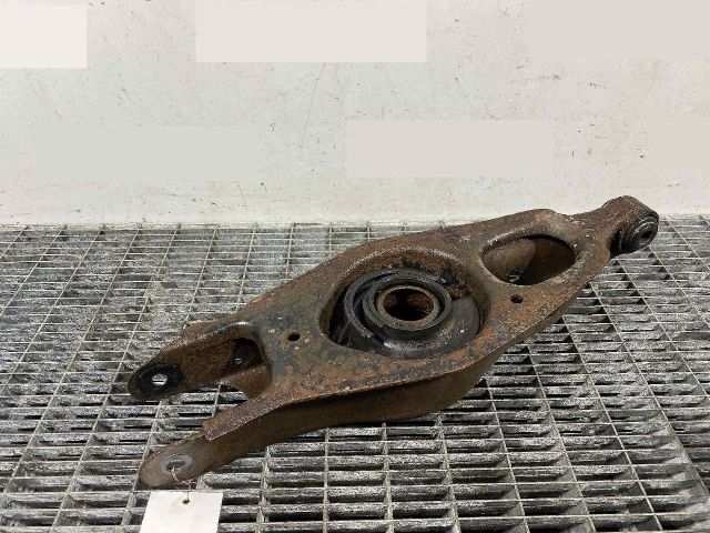 bontott CHRYSLER 300 Bal hátsó Alsó Lengőkar