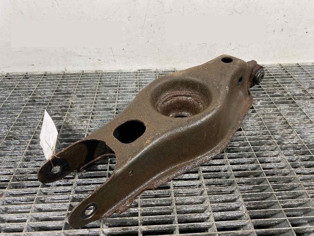 bontott CHRYSLER 300 Bal hátsó Alsó Lengőkar