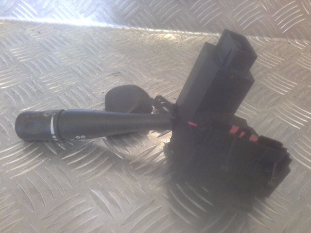 bontott CHRYSLER 300 Bal Kormánykapcsoló Irányjelző