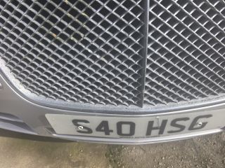 bontott CHRYSLER 300 Első Lökhárító (Részeivel)