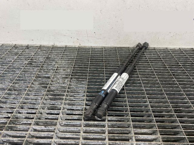 bontott CHRYSLER 300 Gázrugós Kitámasztó Teleszkóp Motorháztető