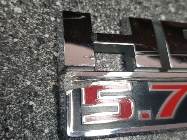 bontott CHRYSLER 300 Hátsó Embléma