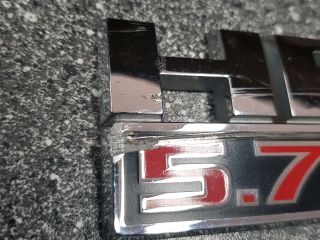 bontott CHRYSLER 300 Hátsó Embléma