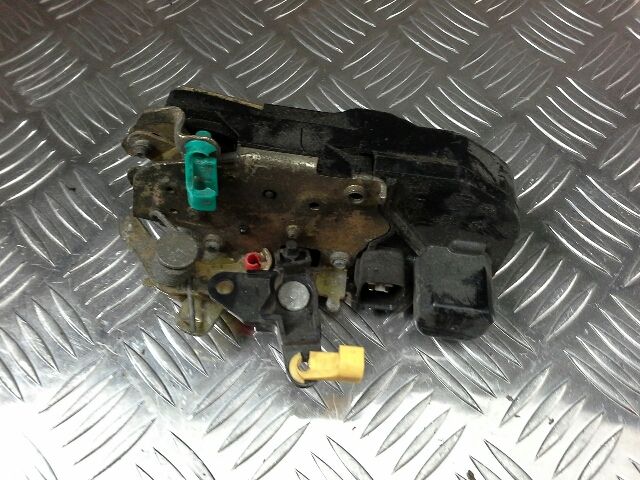 bontott CHRYSLER 300 Jobb első Ajtózár