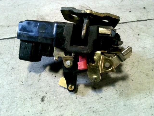 bontott CHRYSLER 300 Jobb első Ajtózár