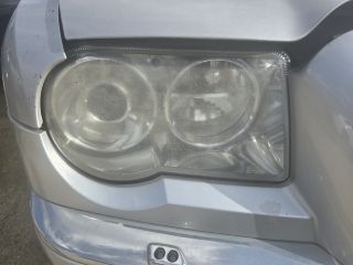 bontott CHRYSLER 300 Jobb Fényszóró