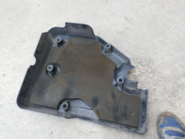 bontott CHRYSLER GRAND Felső Motorburkolat