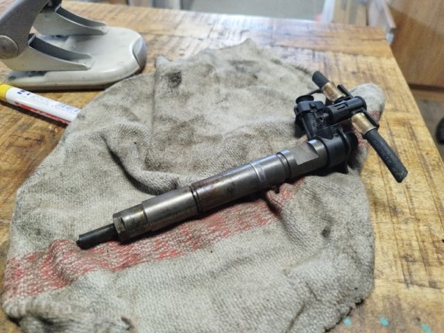 bontott CHRYSLER GRAND Porlasztó (1 db)