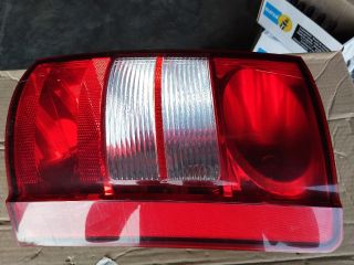 bontott CHRYSLER GRAND Jobb Hátsó Lámpa