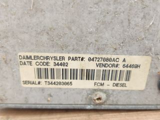 bontott CHRYSLER GRAND VOYAGER Biztosítéktábla Motortér