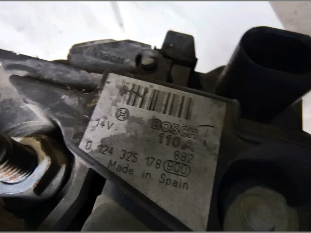 bontott CHRYSLER GRAND VOYAGER Generátor