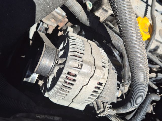 bontott CHRYSLER GRAND VOYAGER Generátor