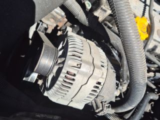 bontott CHRYSLER GRAND VOYAGER Generátor