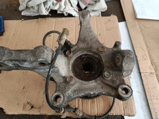 bontott CHRYSLER GRAND VOYAGER Jobb első Csonkállvány Kerékaggyal