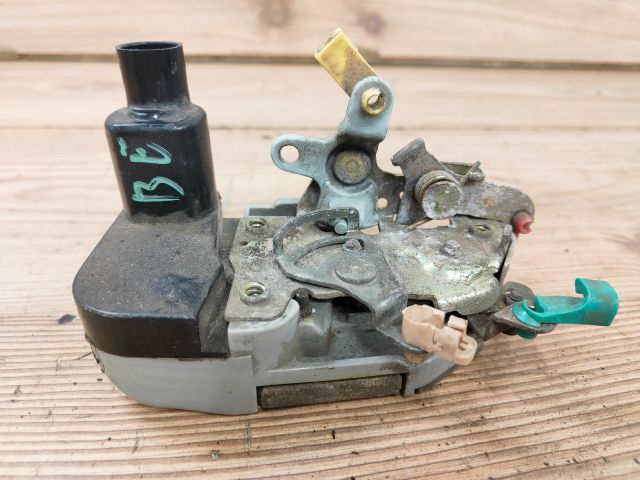 bontott CHRYSLER GRAND VOYAGER Bal első Ajtózár