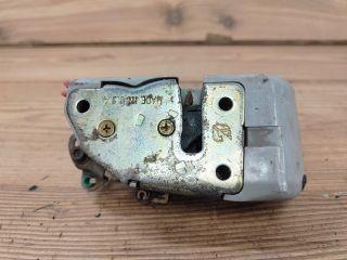 bontott CHRYSLER GRAND VOYAGER Bal első Ajtózár