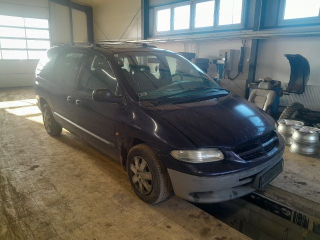 bontott CHRYSLER GRAND VOYAGER Első Lökhárító Merevítő (Fém)