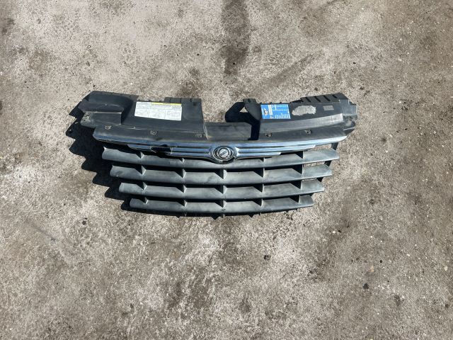 bontott CHRYSLER GRAND VOYAGER Hűtőrács