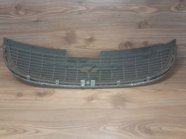 bontott CHRYSLER GRAND VOYAGER Hűtőrács