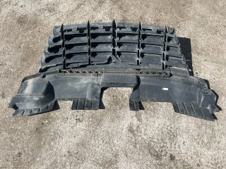 bontott CHRYSLER GRAND VOYAGER Hűtőrács