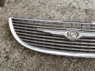 bontott CHRYSLER GRAND VOYAGER Hűtőrács