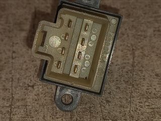 bontott CHRYSLER GRAND VOYAGER Jobb első Ablakemelő Kapcsoló