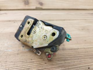 bontott CHRYSLER GRAND VOYAGER Jobb első Ajtózár