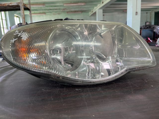 bontott CHRYSLER GRAND VOYAGER Jobb Fényszóró