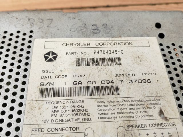 bontott CHRYSLER GRAND VOYAGER Rádió / CD