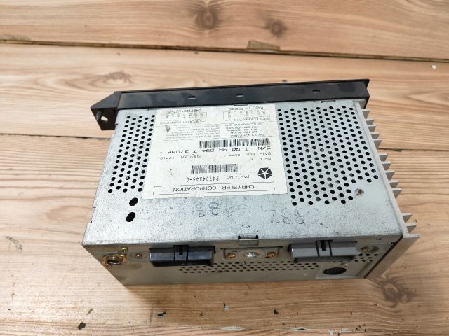 bontott CHRYSLER GRAND VOYAGER Rádió / CD