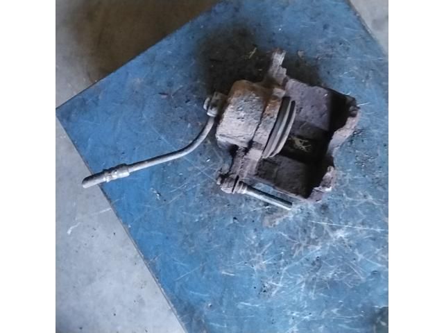 bontott CHRYSLER PT CRUISER Bal első Féknyereg Munkahengerrel