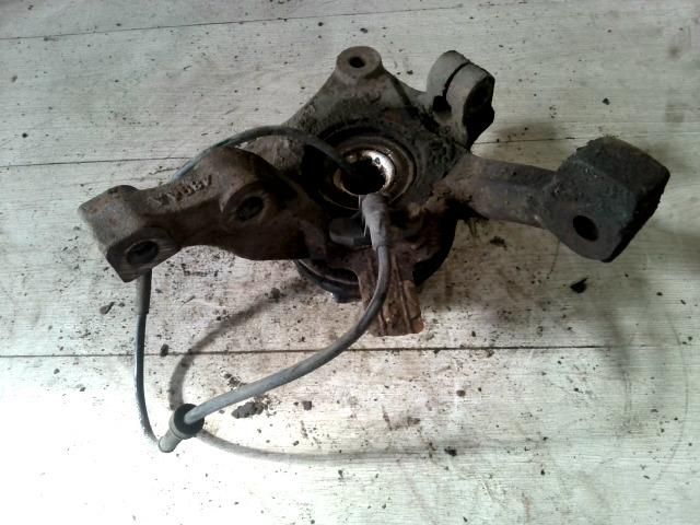 bontott CHRYSLER PT CRUISER Jobb első Csonkállvány Kerékaggyal