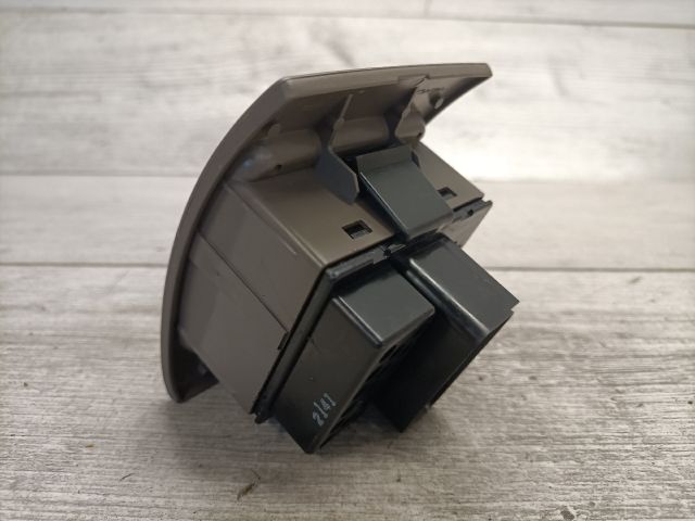 bontott CHRYSLER PT CRUISER Ablakemelő Kapcsoló Négyes / Kettes