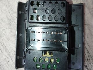 bontott CHRYSLER PT CRUISER Ablakemelő Kapcsoló Négyes / Kettes