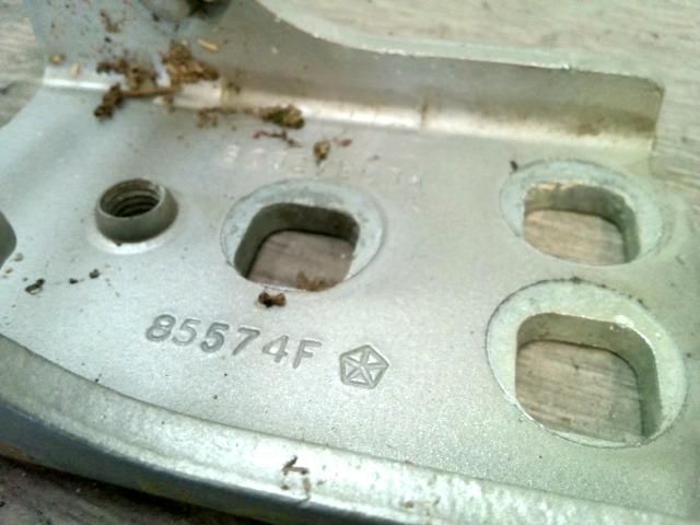 bontott CHRYSLER PT CRUISER Bal első Felső Zsanér