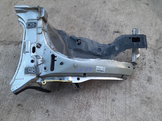 bontott CHRYSLER PT CRUISER Bal első Negyed Karosszéria Csomag