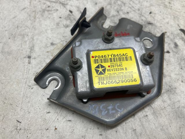 bontott CHRYSLER PT CRUISER Bal első Oldal Ütközés Érzékelő