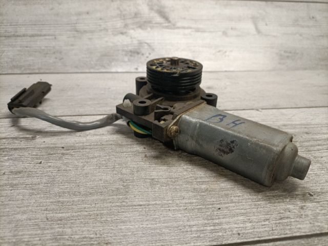 bontott CHRYSLER PT CRUISER Bal hátsó Ablakemelő Motor