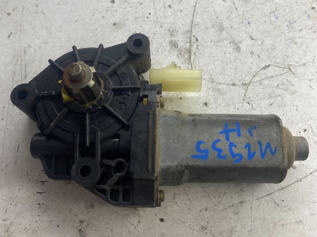 bontott CHRYSLER PT CRUISER Bal hátsó Ablakemelő Motor