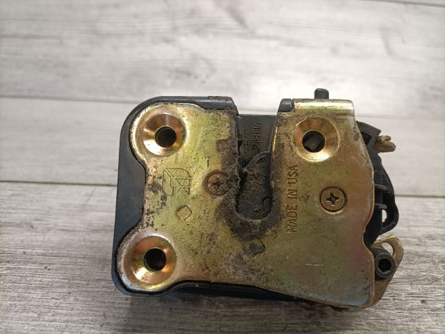 bontott CHRYSLER PT CRUISER Bal hátsó Ajtózár