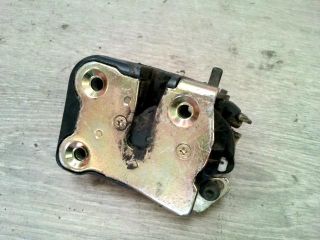 bontott CHRYSLER PT CRUISER Bal hátsó Ajtózár